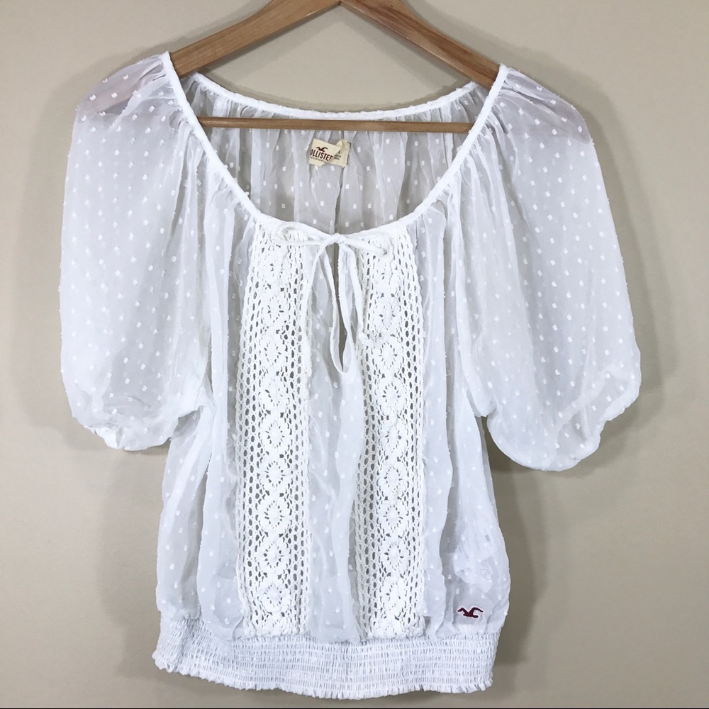 Hollister Swiss-white dot top, size M